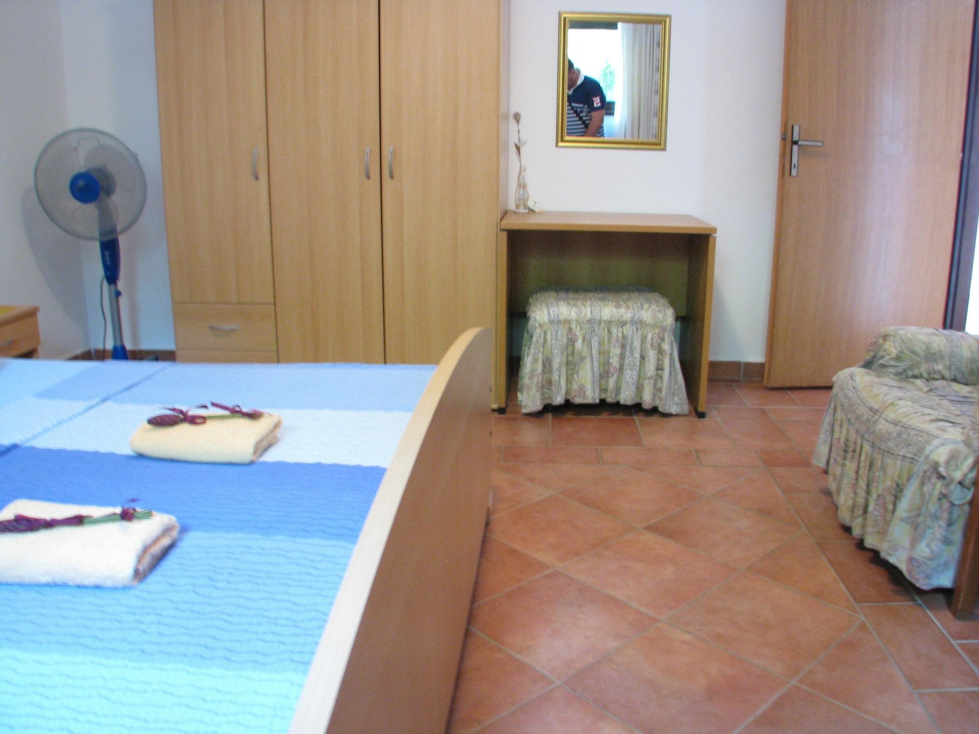 Apartments Srkoc Pinezići Dış mekan fotoğraf